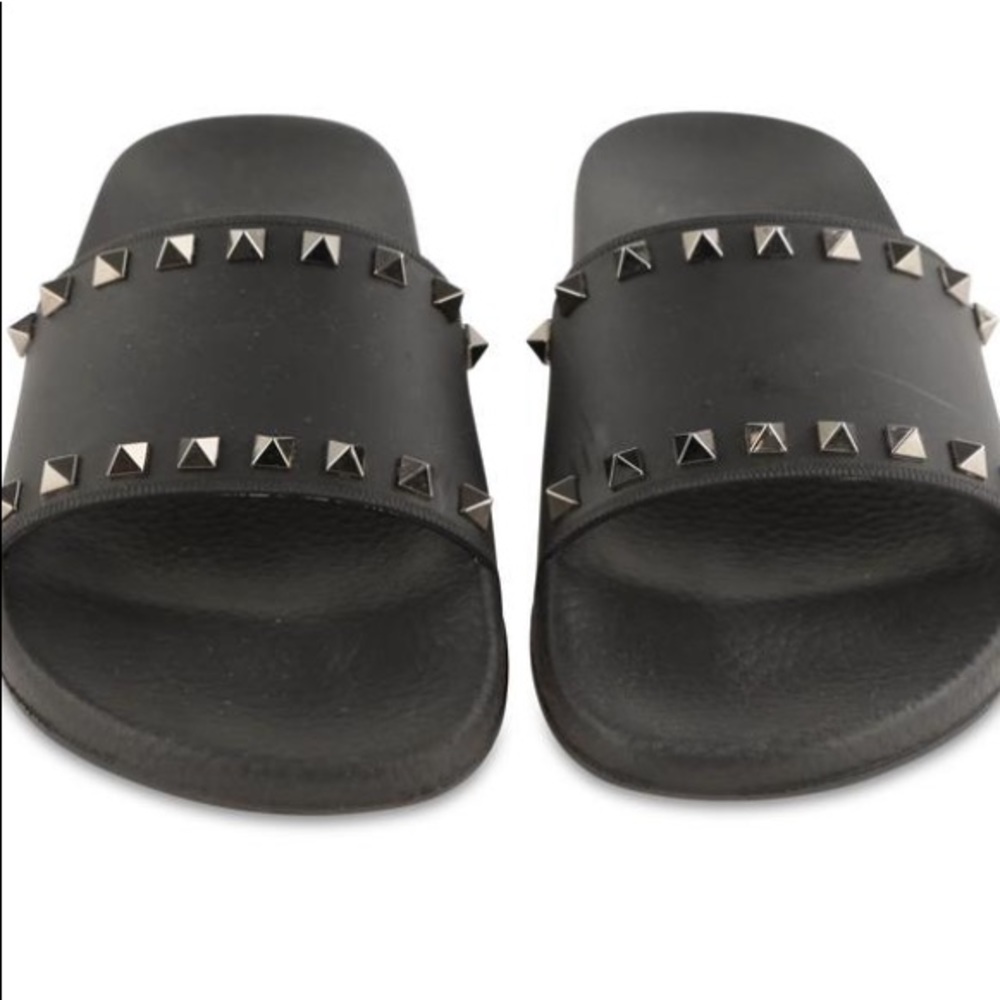 Valentino Black PVC Rockstud Pool Slides - Picture 8 of 14